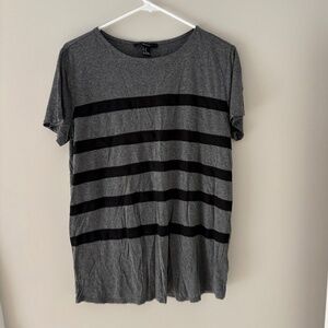 Forever 21 | Striped Tee | Size Medium